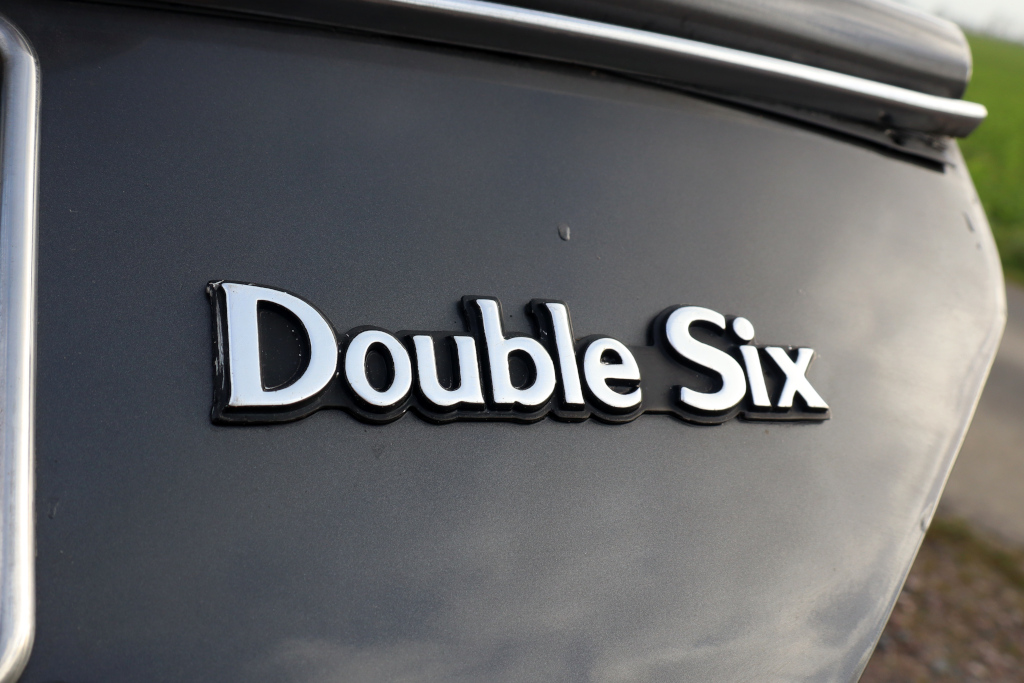 Daimler série 3 double six à vendre